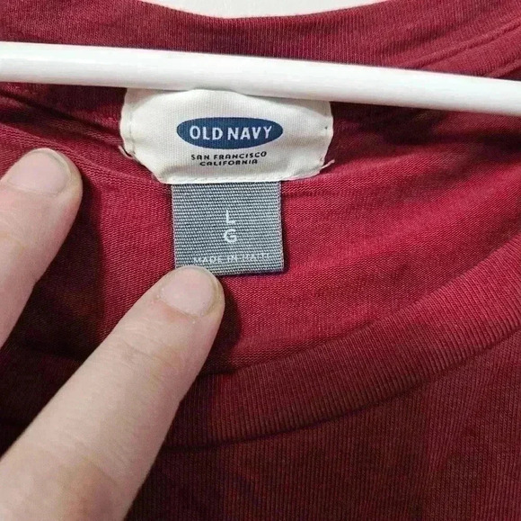 EUC- old navy long sleeve tee! - Picture 2 of 2